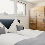 3 In The Sandra Дом отдыха *