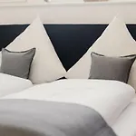 3 In The Sandra *
